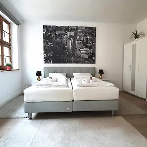  Apartment Pineapple Luxus Im Palais Am Neumarkt